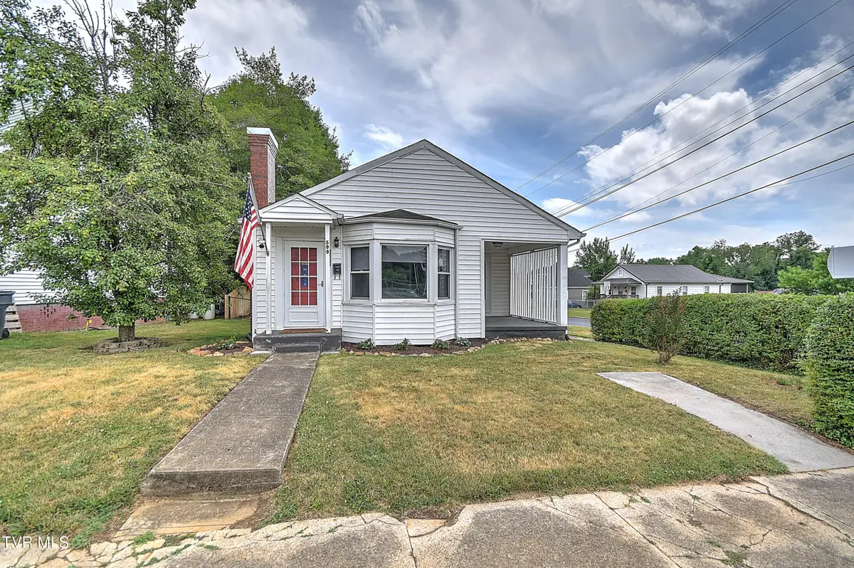 500 Ash Street, Bristol, TN 37620 - #1
