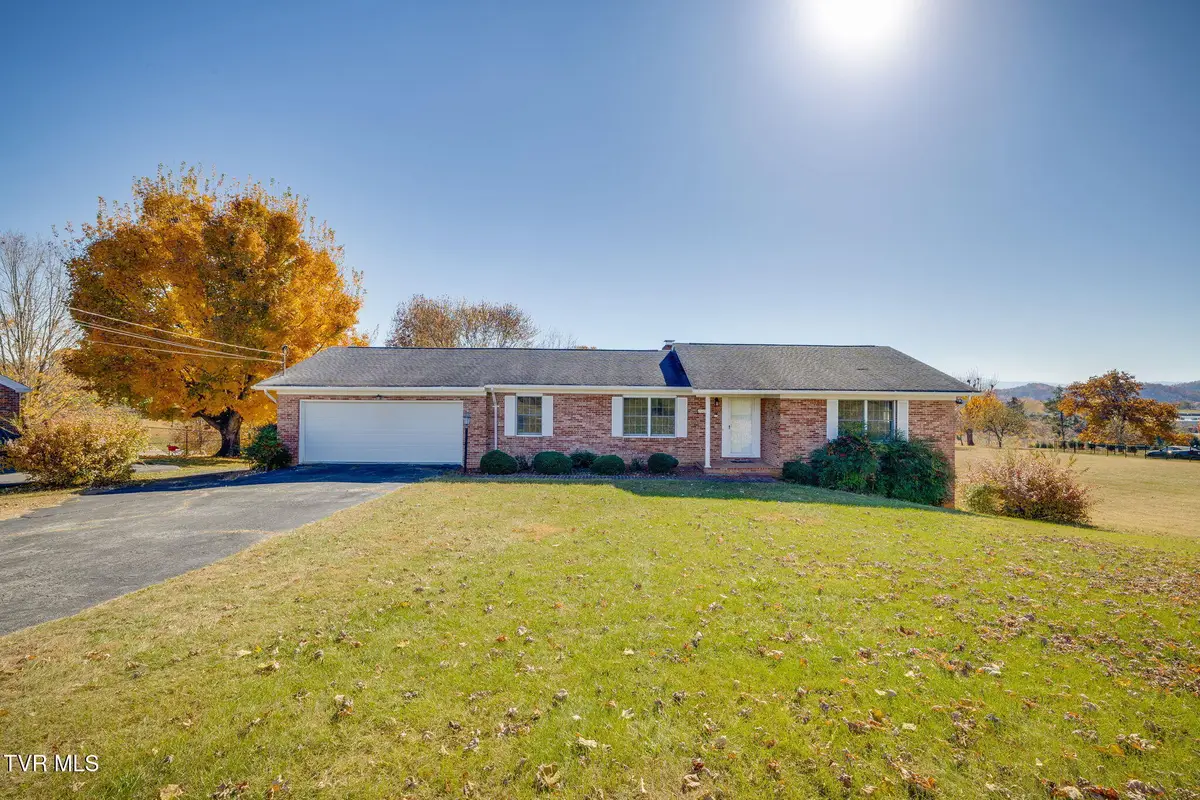 107 Mountain View Circle, Piney Flats, TN 37686 - #1