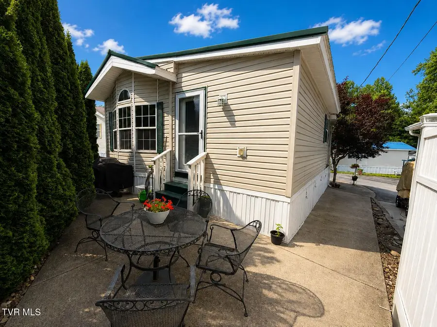 5355 Parkway E #Unit 123, Cosby, TN 37722 - #2