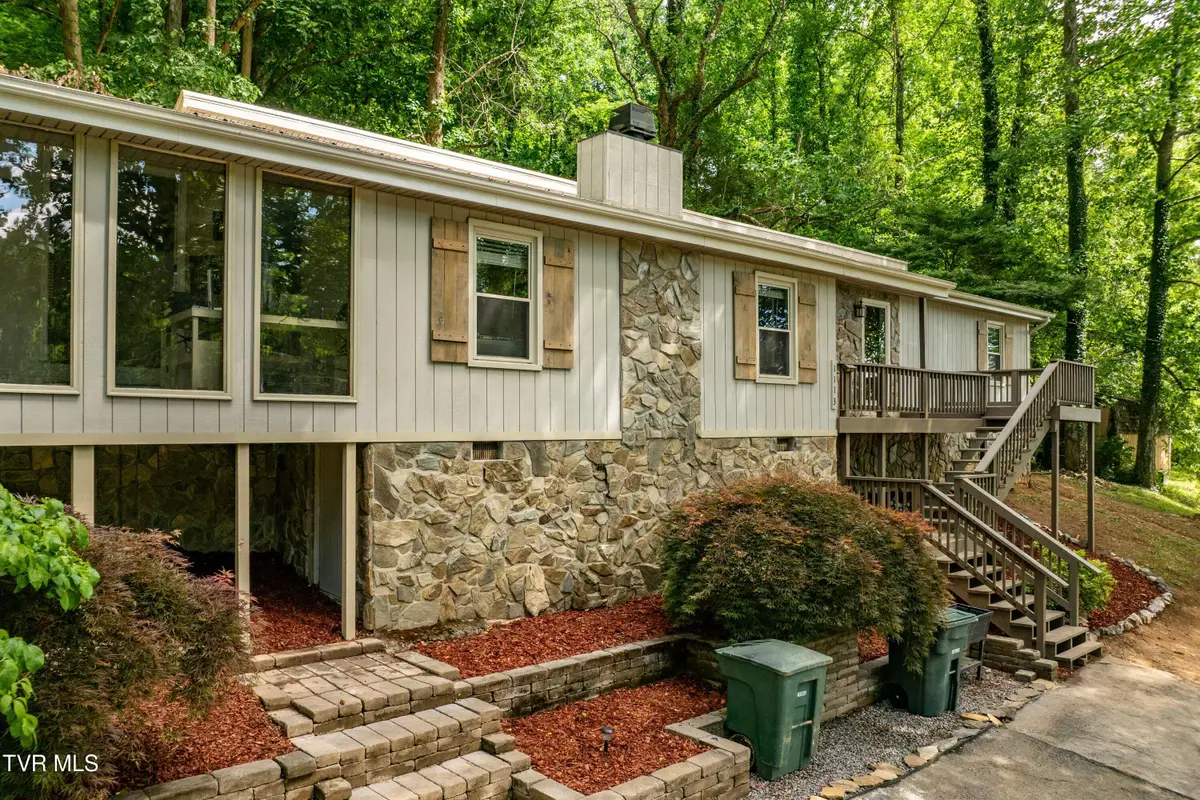 1113 Berry Road, Elizabethton, TN 37643 - #1