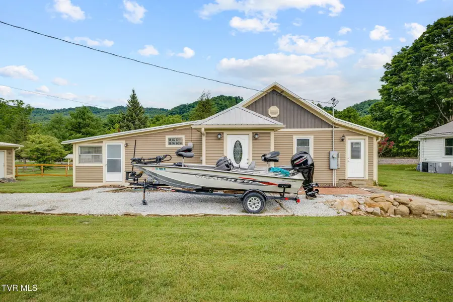 117 Sam Rogers Road, Erwin, TN 37650 - #2