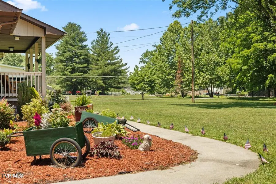 1328 Gap Creek Road, Elizabethton, TN 37643 - #3