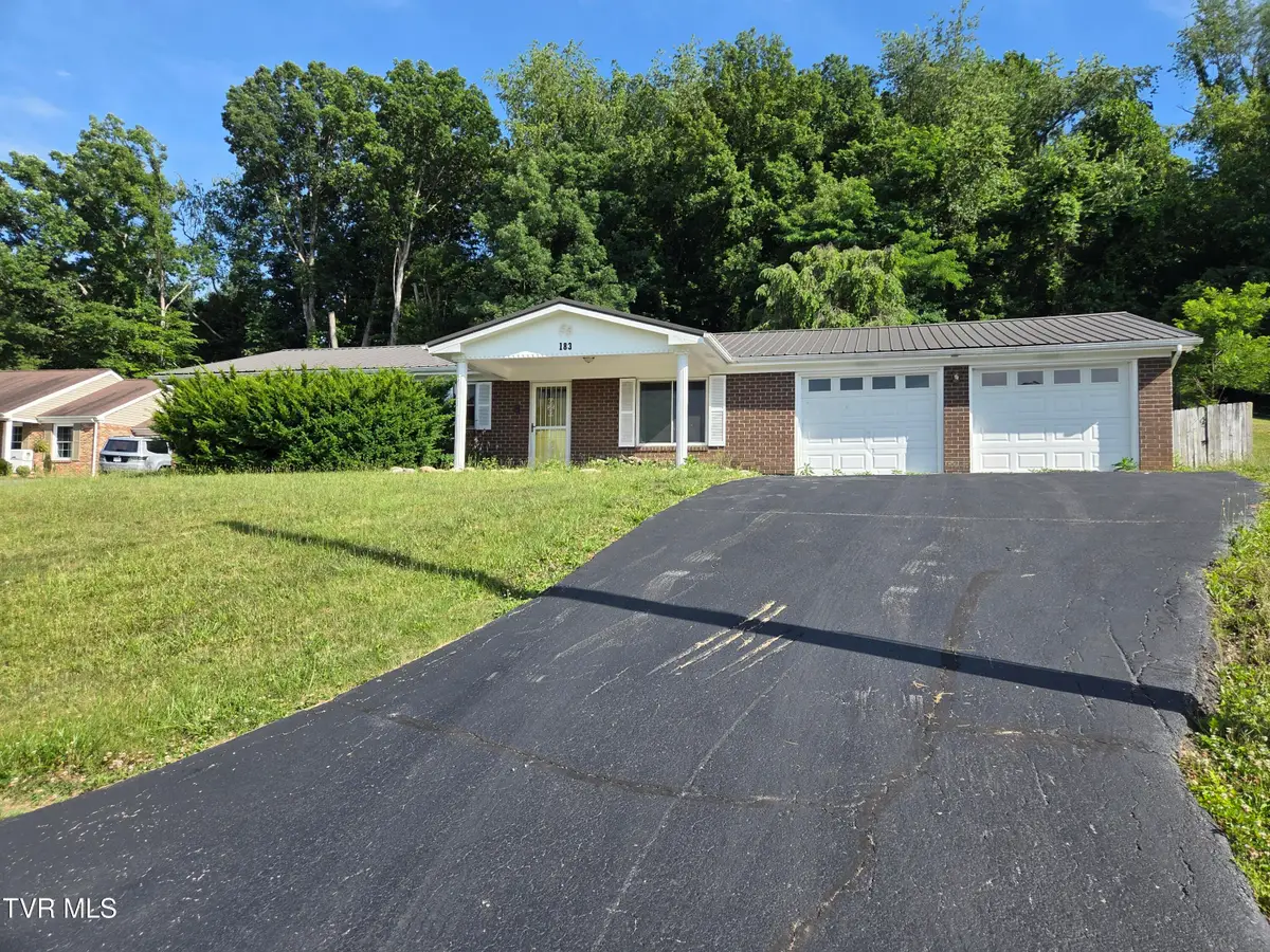183 Claremont Circle, Bristol, VA 24201 - #1
