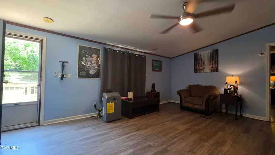 110 Hughes Road, Johnson City, TN 37601 - #3