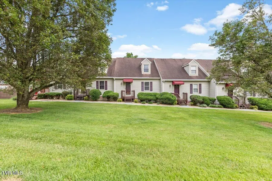 2501 East Lakeview Drive #3, Johnson City, TN 37601 - #2