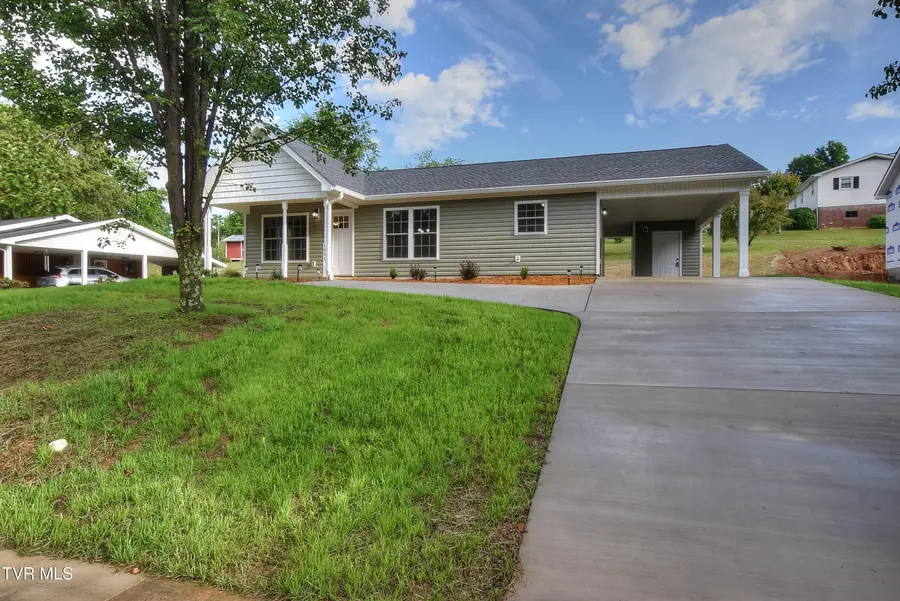 1651 Siam Road, Elizabethton, TN 37643 - #3