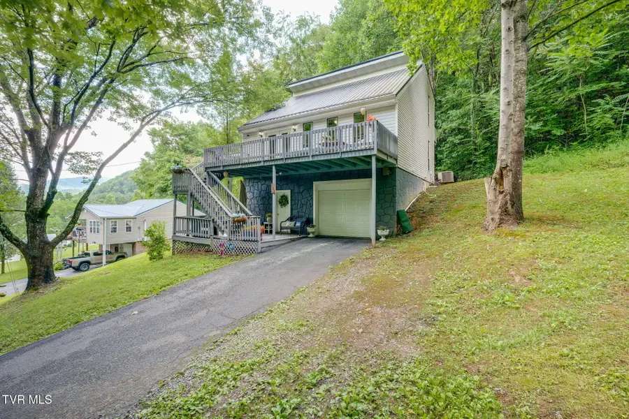 133 Admiral Avenue, Elizabethton, TN 37643 - #3