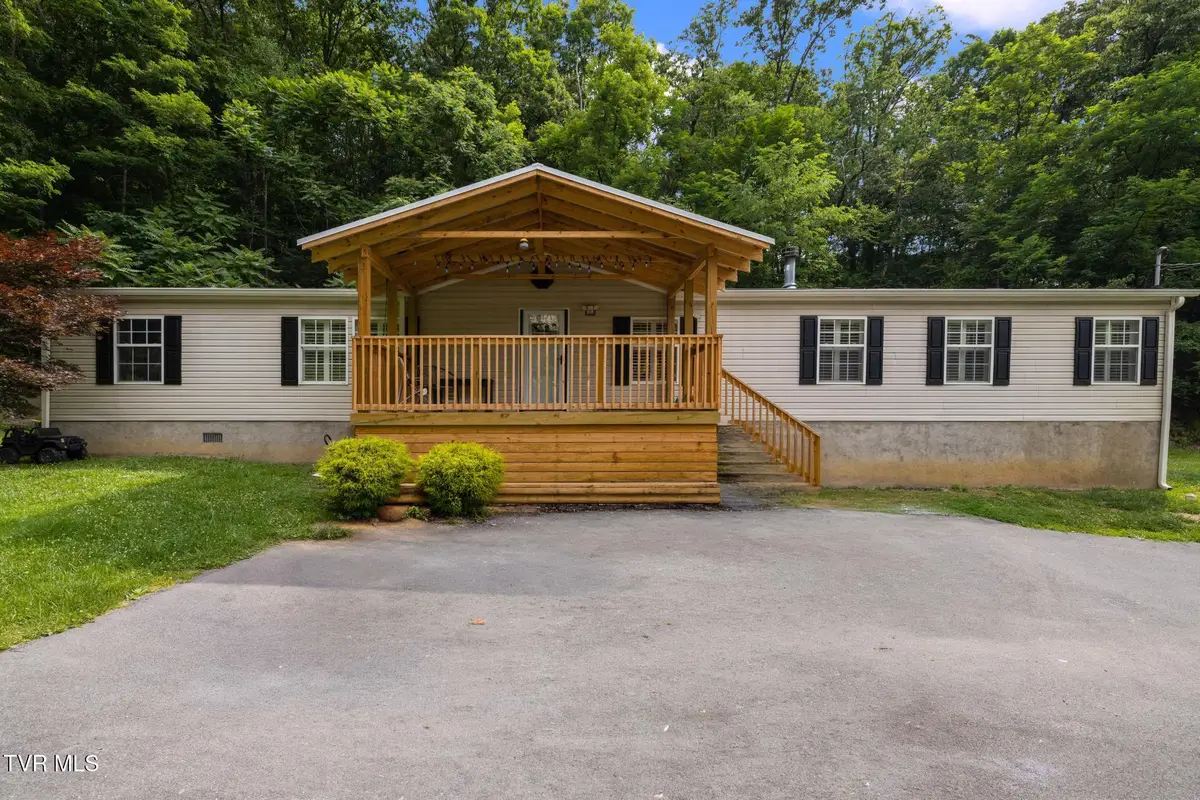 1207 West Cedar Street, Bristol, TN 37620 - #1