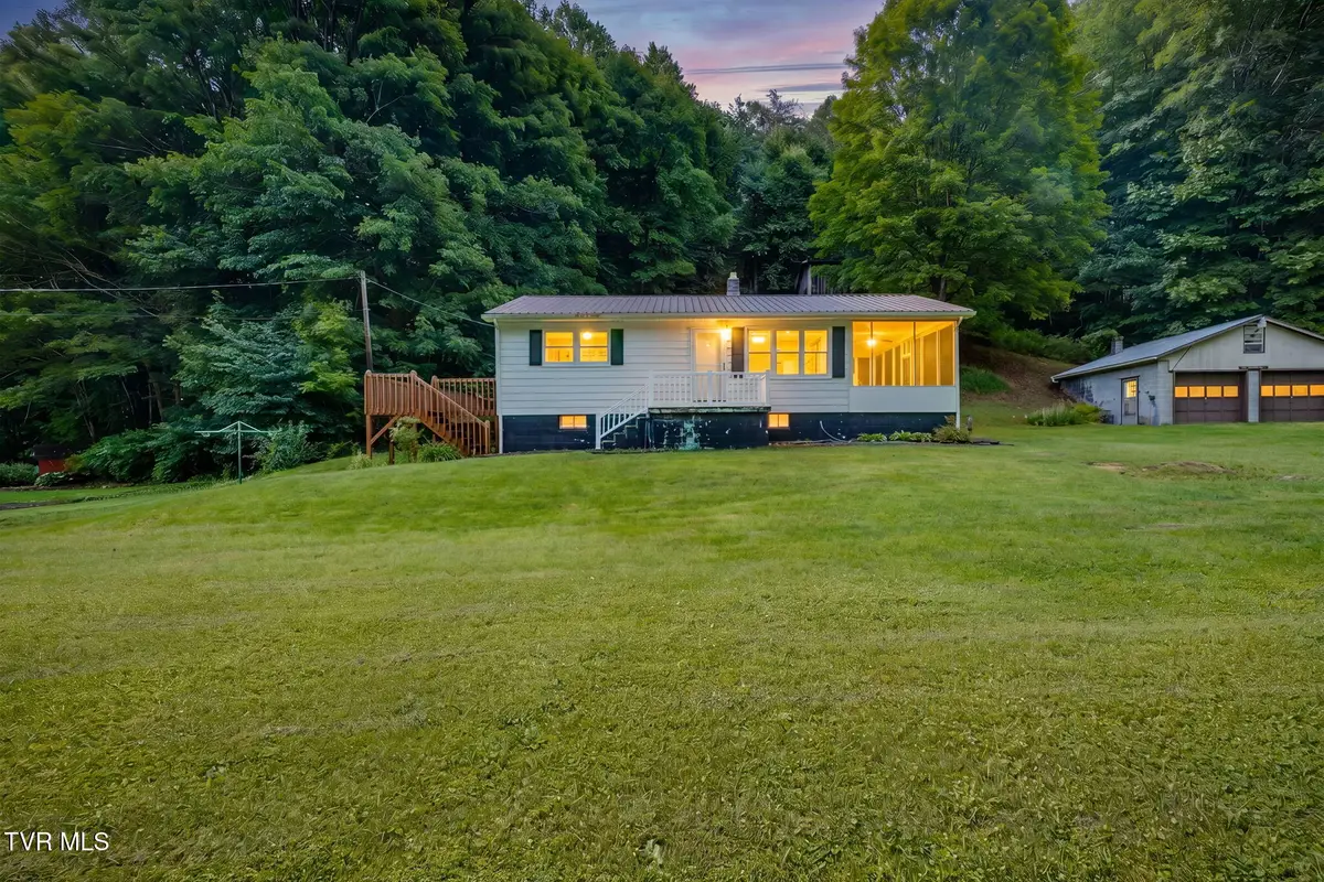 2327 Dry Creek Road, Blackwater, VA 24221 - #1