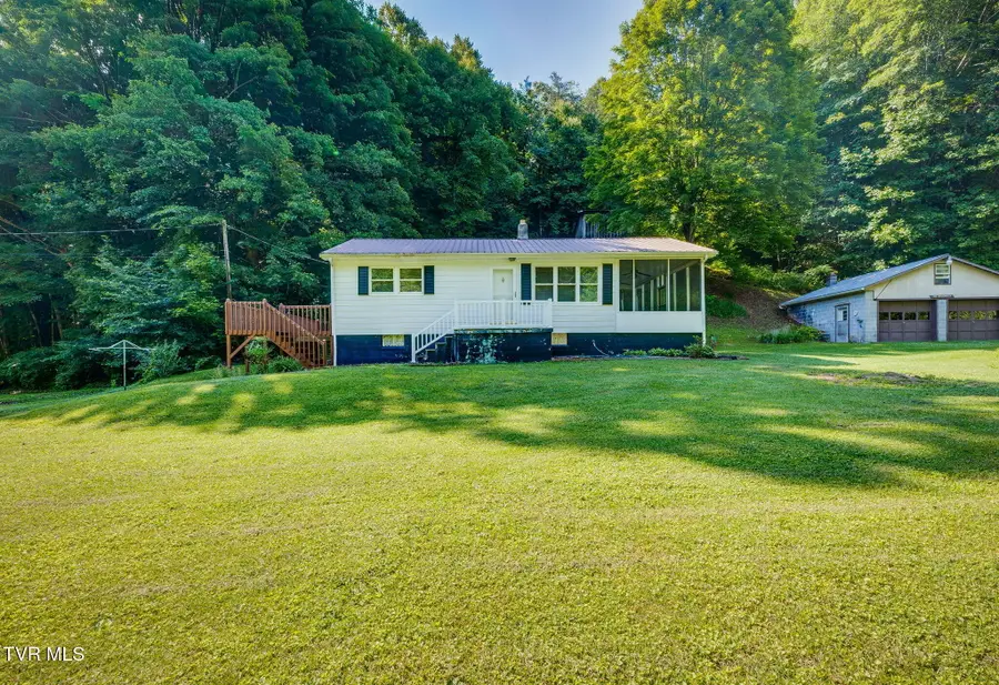 2327 Dry Creek Road, Blackwater, VA 24221 - #2