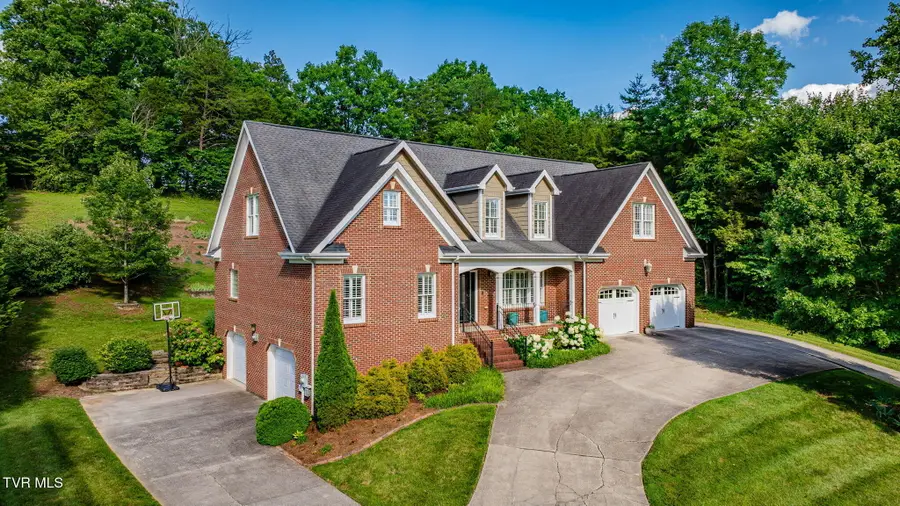 1221 Sussex Drive, Kingsport, TN 37660 - #3