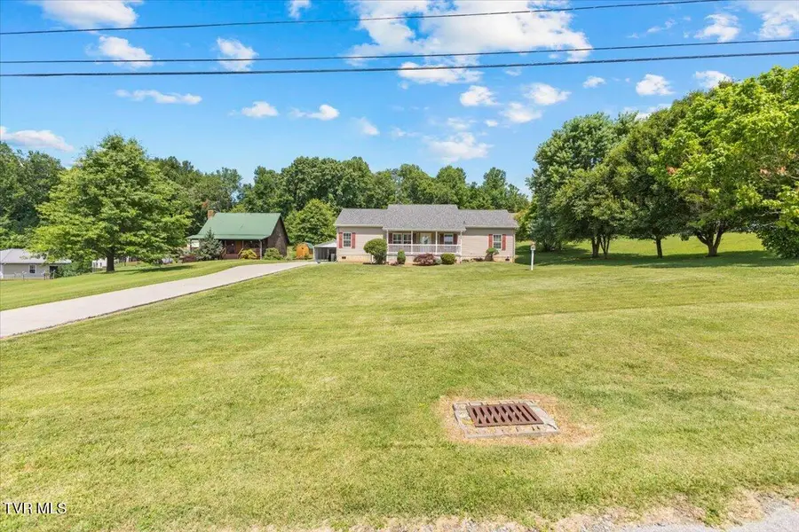 658 Cross Community Road, Blountville, TN 37617 - #3