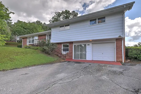 132 Tall Oak Street, Weber City, VA 24290
