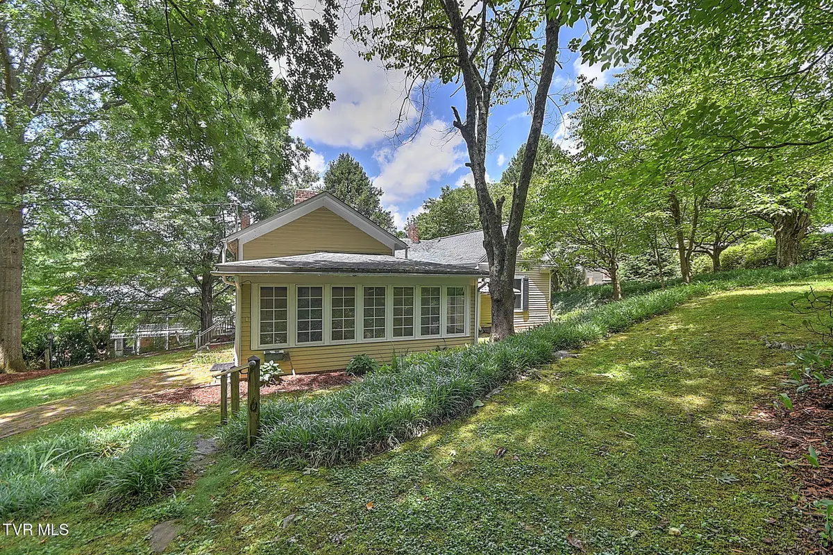 111 West Woodrow Avenue, Jonesborough, TN 37659 - #1