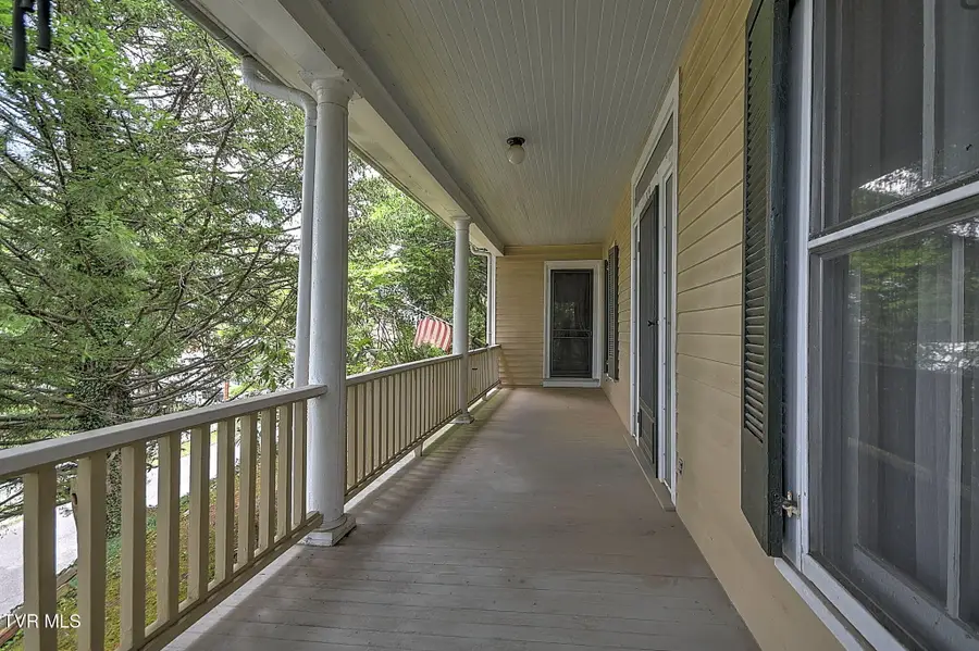 111 West Woodrow Avenue, Jonesborough, TN 37659 - #3