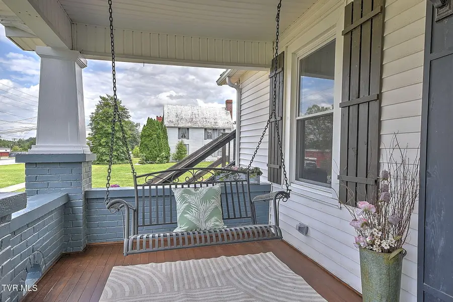 444 Cedar Street, Bluff City, TN 37618 - #2