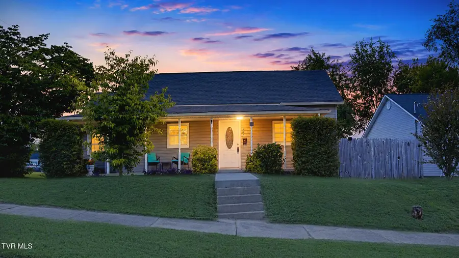 607 South 2nd Street, Elizabethton, TN 37643 - #2
