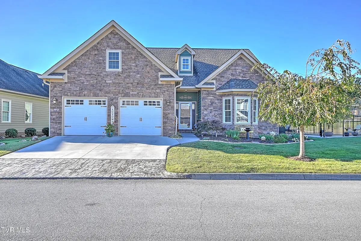 1351 Knights Bridge Circle, Kingsport, TN 37664 - #1