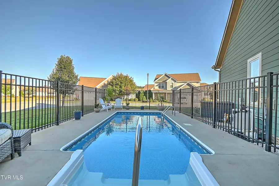 1351 Knights Bridge Circle, Kingsport, TN 37664 - #3