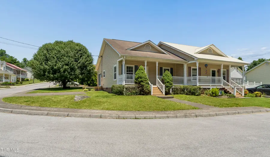 242 Main St Village Drive, Jonesborough, TN 37659 - #2