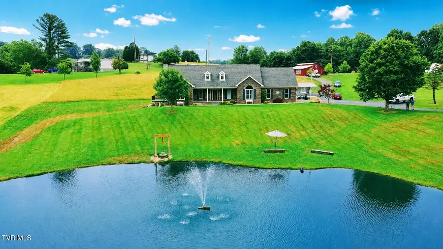 163 Dixie Road, Clintwood, VA 24228 - #2