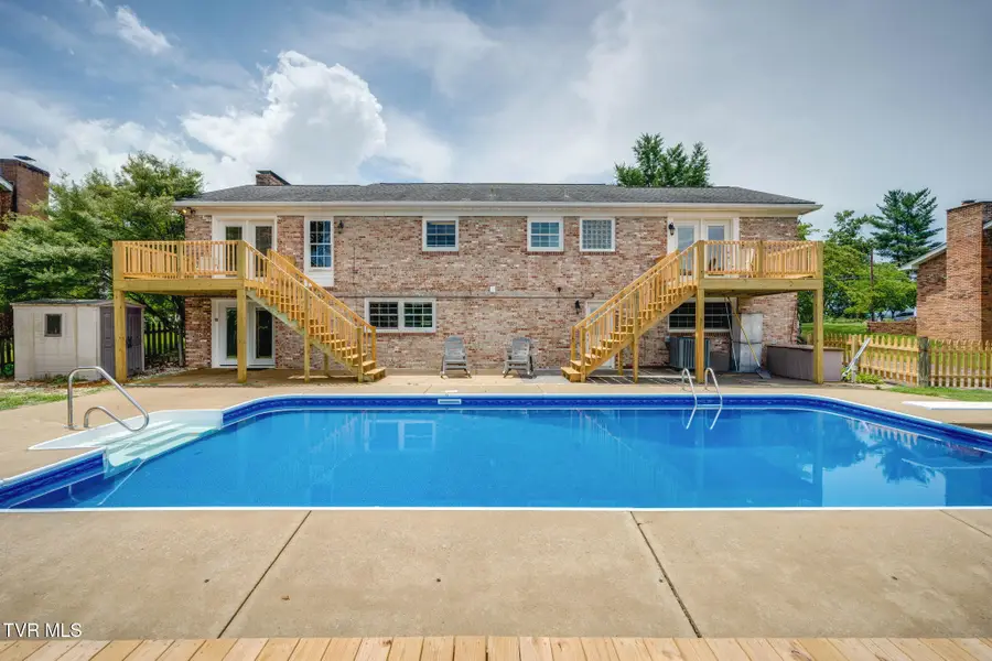 2125 Bonaire Road, Kingsport, TN 37660 - #2