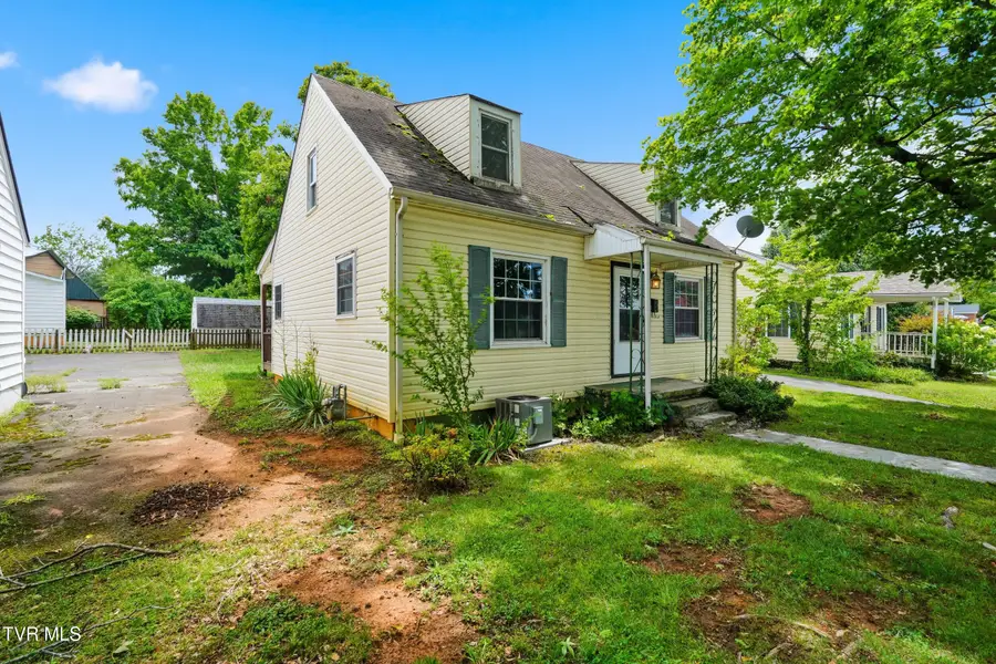 2004 Euclid Avenue, Bristol, VA 24201 - #3
