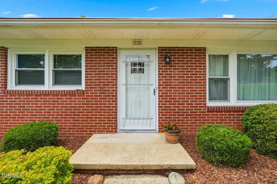 716 Kendrick Creek Road, Kingsport, TN 37663 - #3