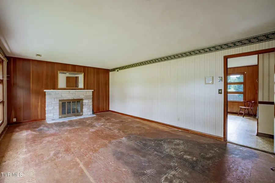 556 East Morgan Street, Church Hill, TN 37642 - #2