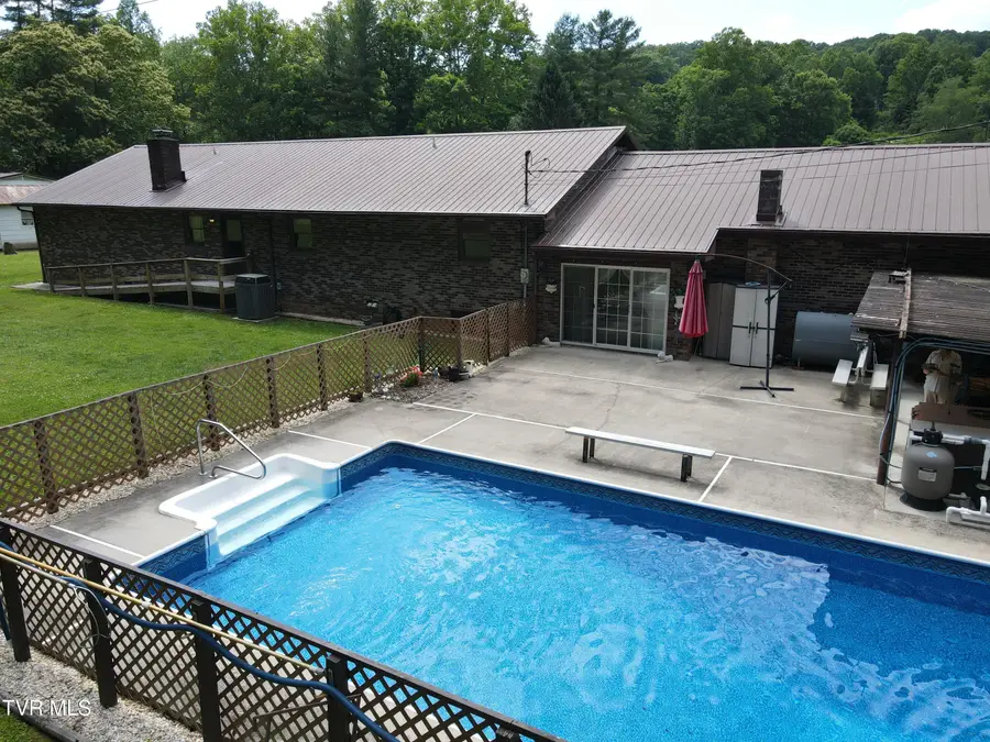 1528 Irondale Road, Big Stone Gap, VA 24219 - #3