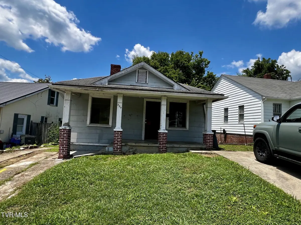 209 East Ravine Road, Kingsport, TN 37660 - #1
