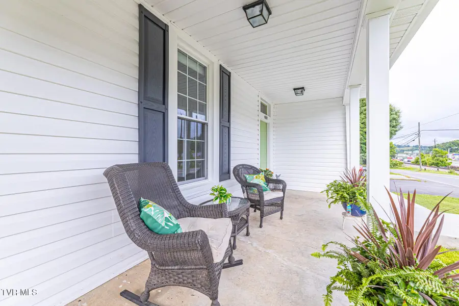 484 Southwest Colonial Road, Abingdon, VA 24210 - #3