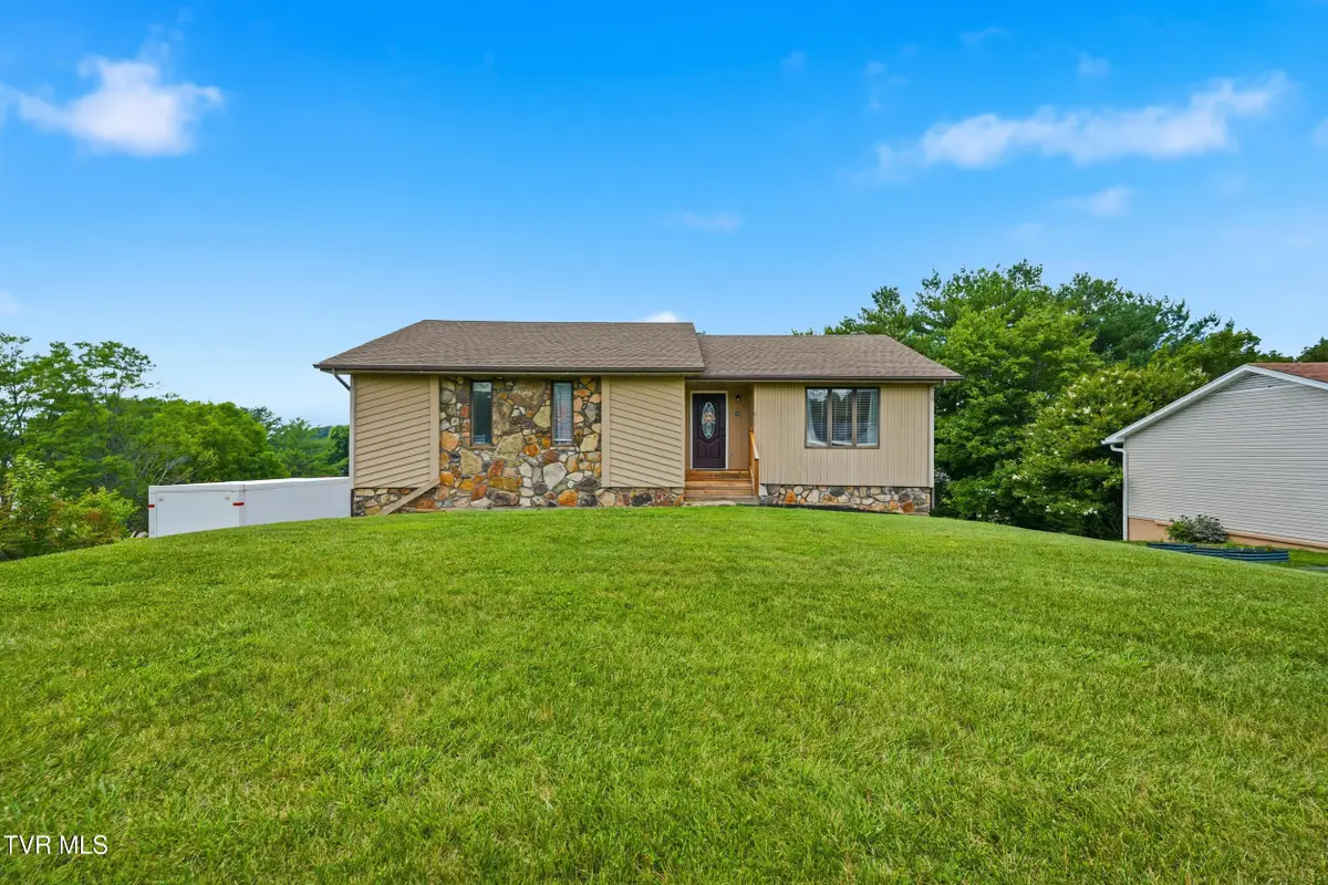 5011 Old Jonesboro Road, Bristol, TN 37620 - #1