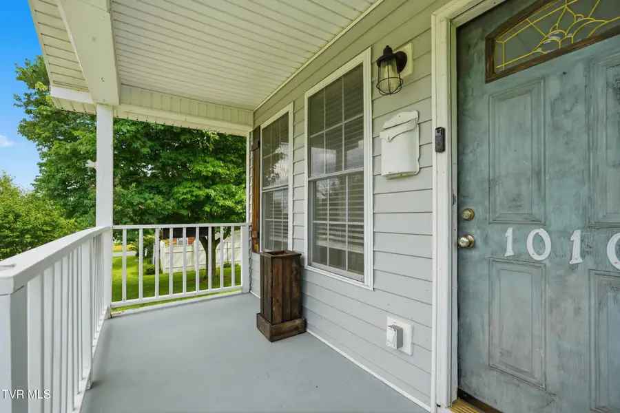 1010 Sharondale Avenue, Kingsport, TN 37660 - #2