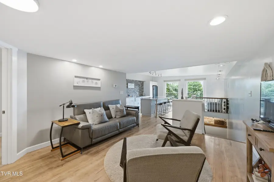 312 West Main Street #Apt 4, Jonesborough, TN 37659 - #3
