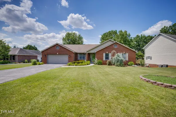 507 Steeplechase Drive, Johnson City, TN 37601