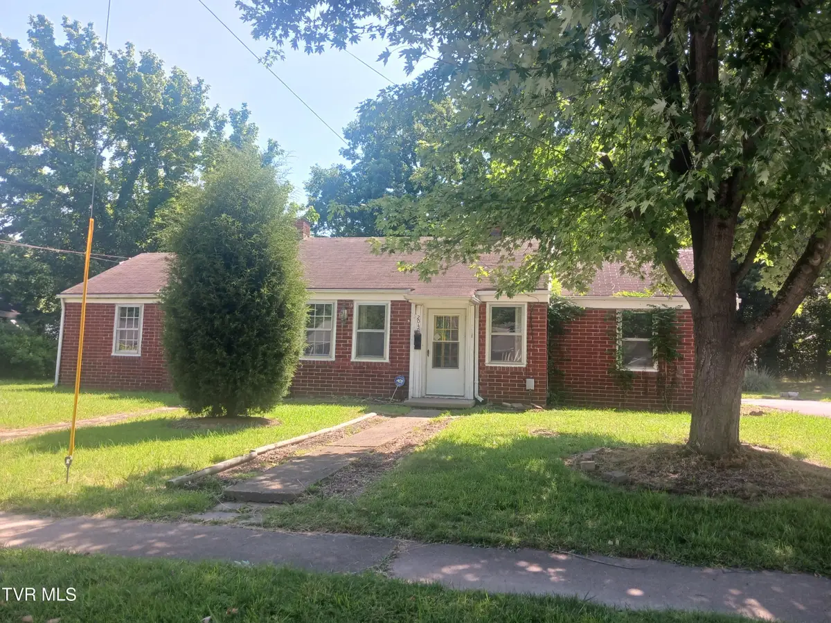 2040 Sherwood Road, Kingsport, TN 37664 - #1