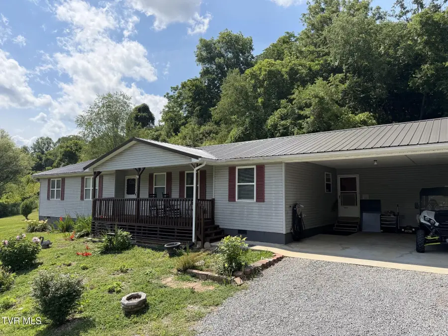 44445 Veterans Memorial Highway, Dryden, VA 24243 - #2