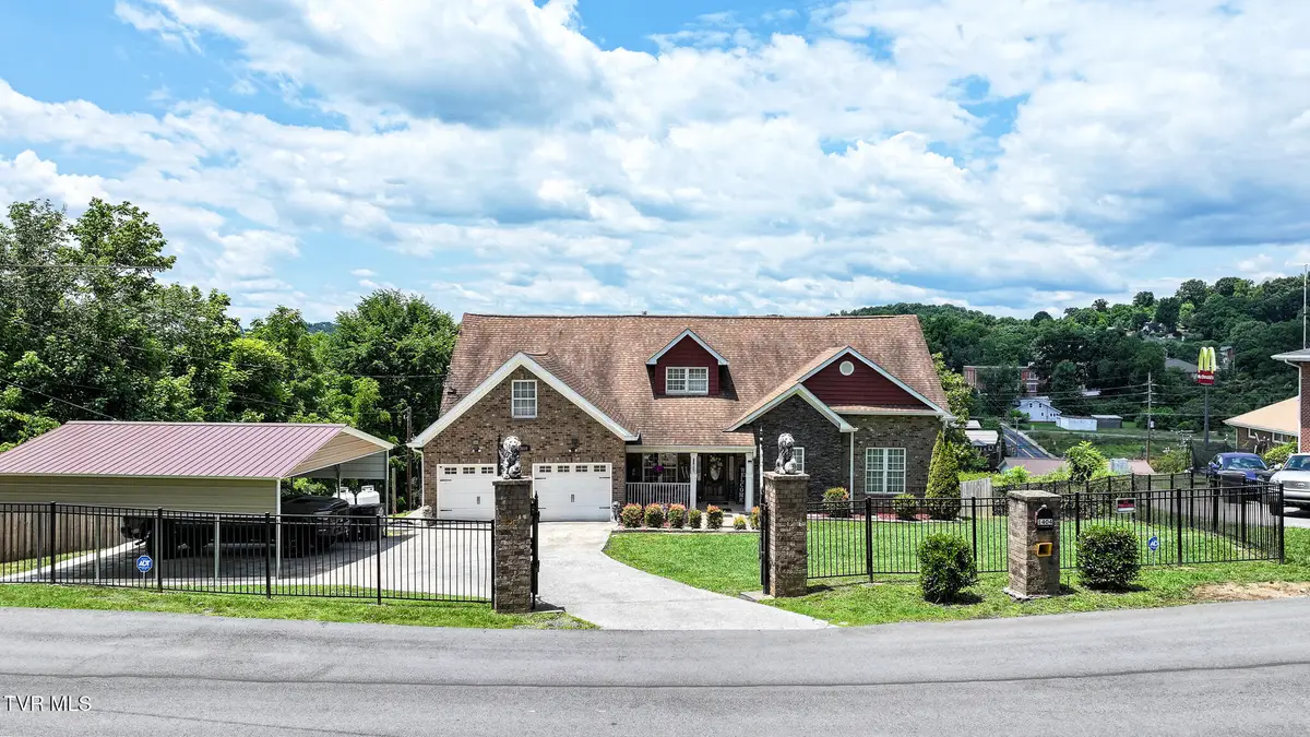 1404 Van Oaks Drive, Kingsport, TN 37665 - #1