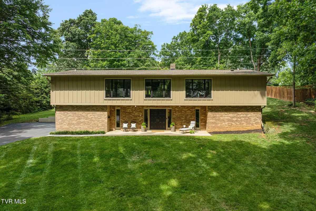 1006 Friar Tuck Road, Johnson City, TN 37604 - #1