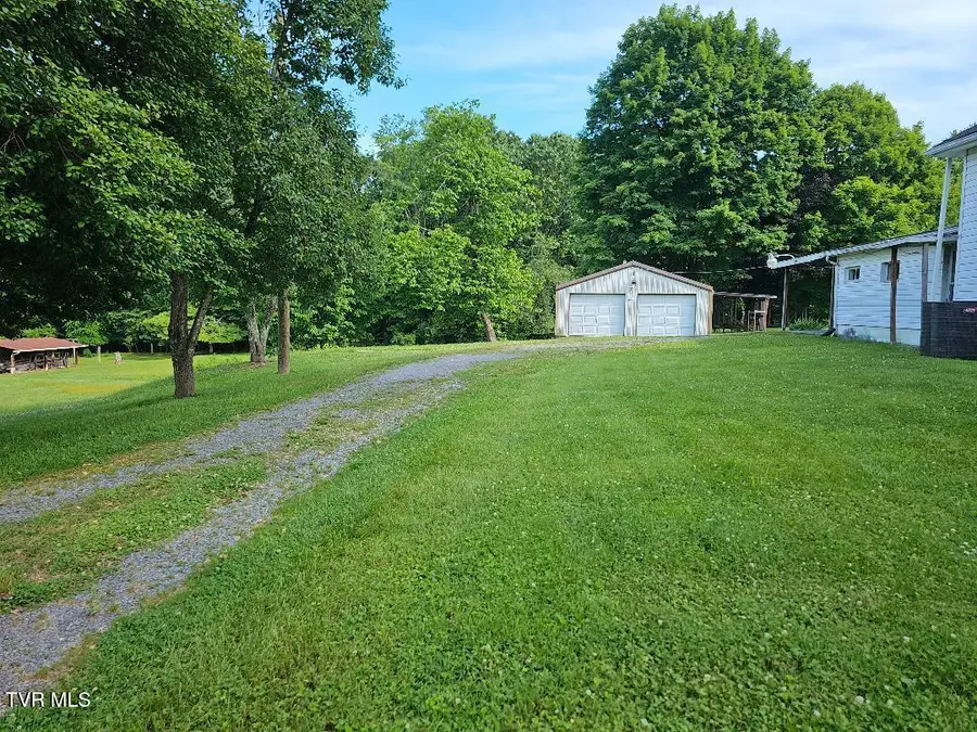 11812 Central Street, Coeburn, VA 24230 - #2