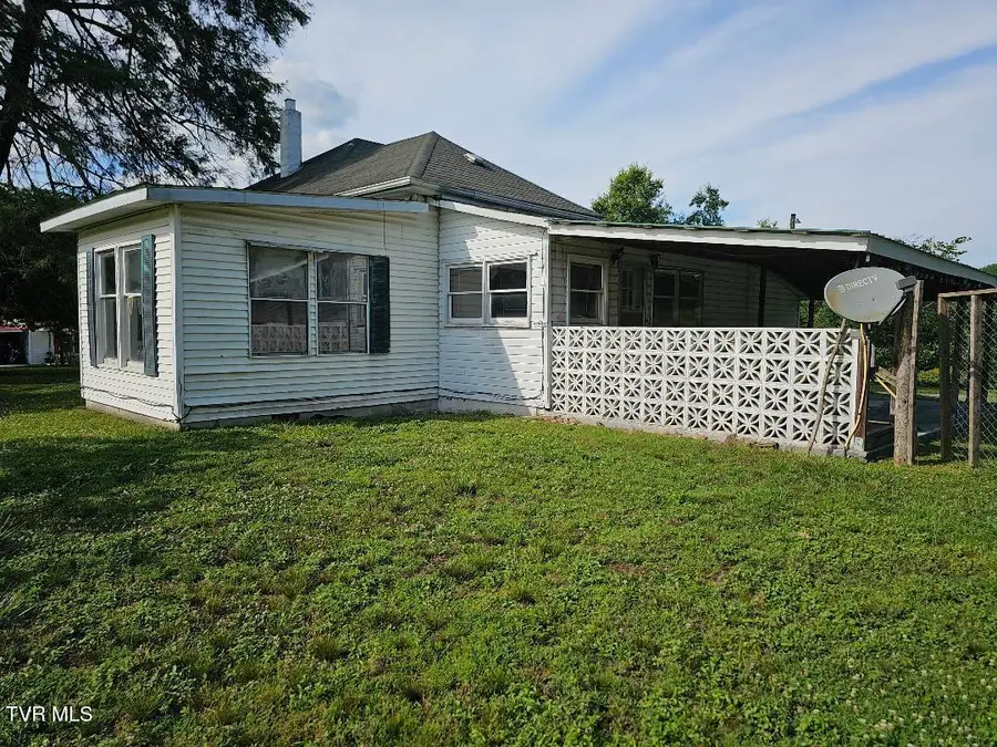 11812 Central Street, Coeburn, VA 24230 - #3