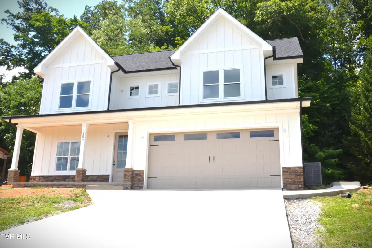 2350 Edinburgh Channel Road, Kingsport, TN 37664 - #1