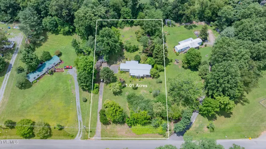 215 Landcastle Road, Church Hill, TN 37642 - #2