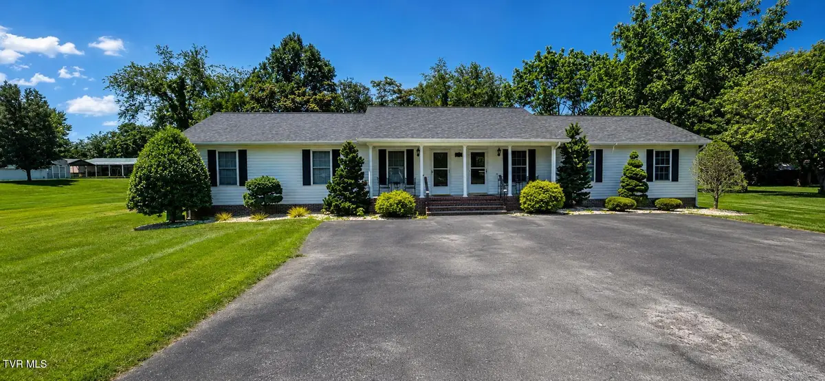 165 Smith Avenue, Erwin, TN 37650 - #1