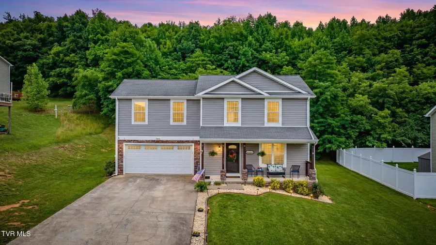 102 Carmack Drive, Bristol, VA 24201 - #2