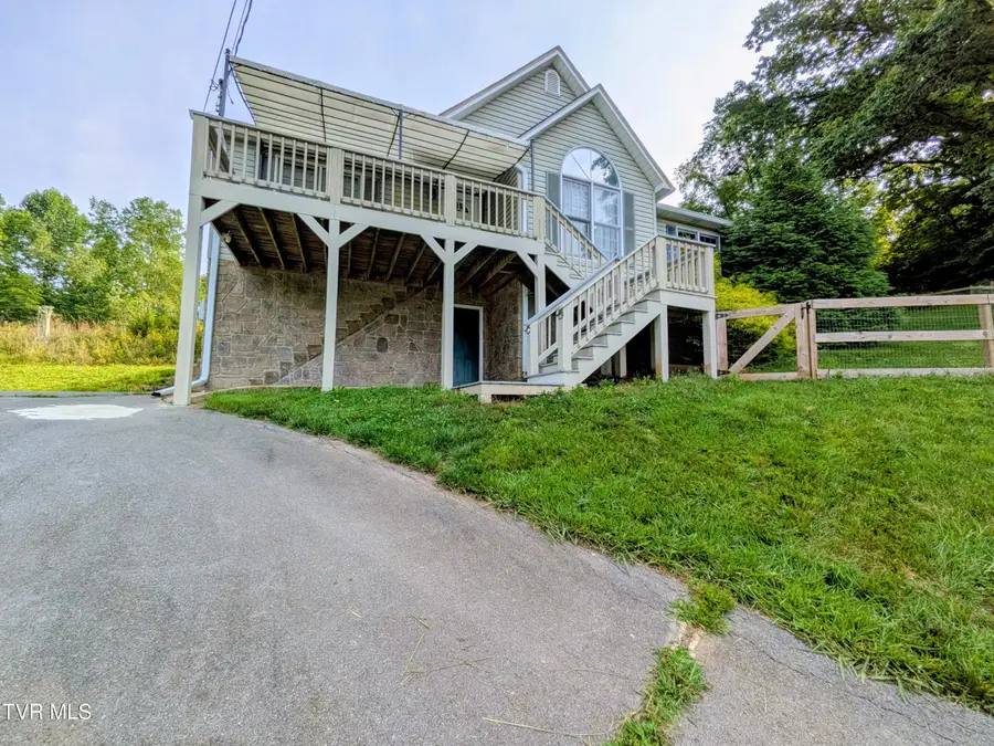 113 Nave Hollow Loop, Elizabethton, TN 37643 - #2