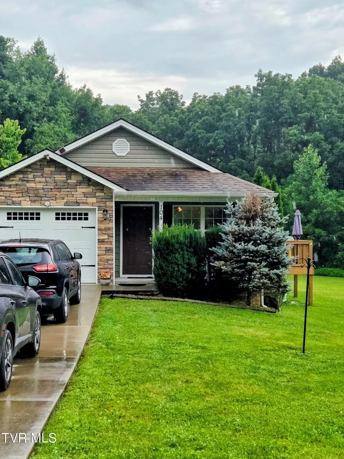 104 Spirit Drive, Elizabethton, TN 37643 - #1
