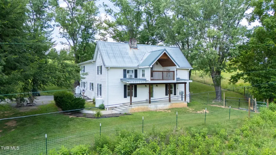 208 Buffalo Road, Bluff City, TN 37618 - #2