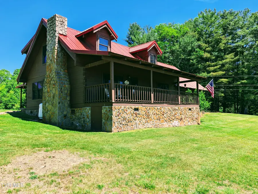 3524 Fairfax Road, Coeburn, VA 24230 - #3